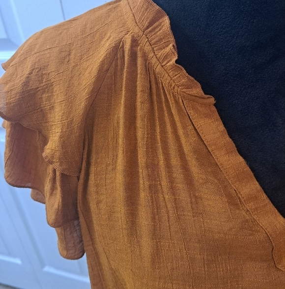 Nanette Lepore Semi Sheer Tiered Ruffle Sleeve Tunic/Top   Size L - Picture 3 of 14